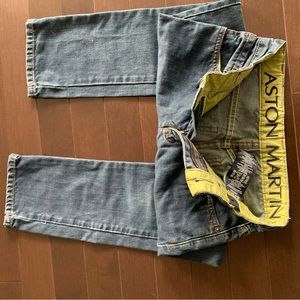 Jeans Aston Martin